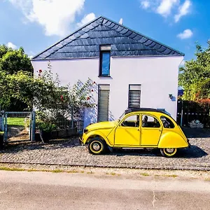 Wohnen-auf-zeit-am-see Ferienhaus